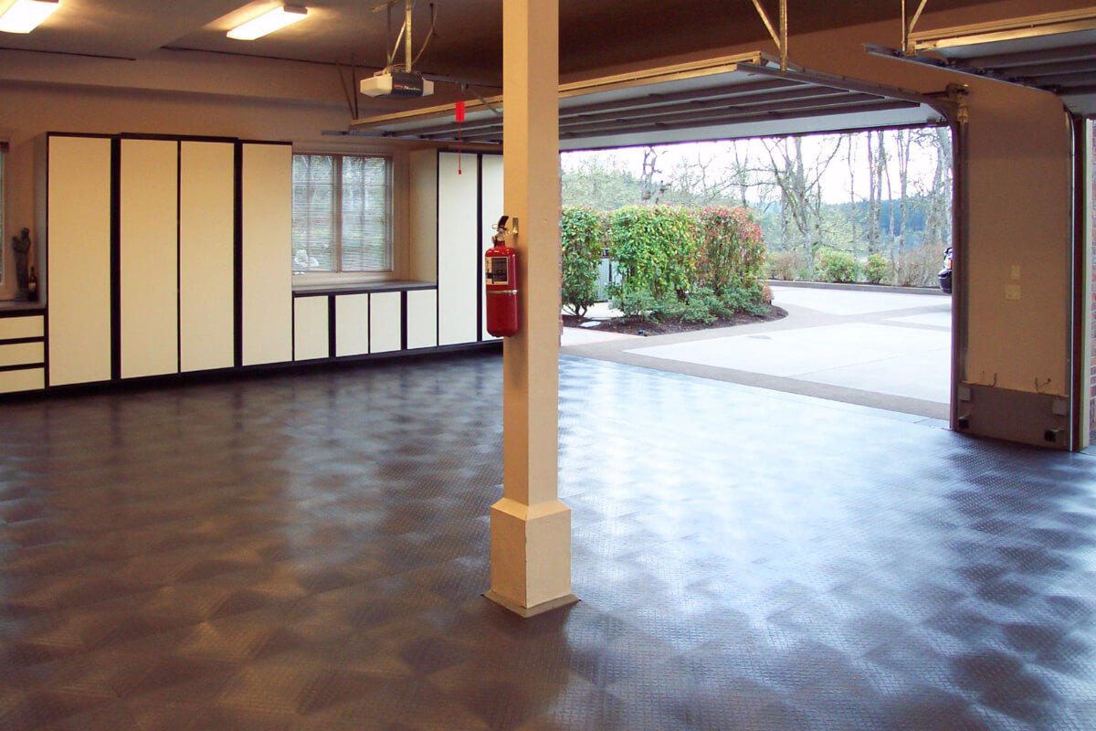 RaceDeck XL extra large modular garage flooring