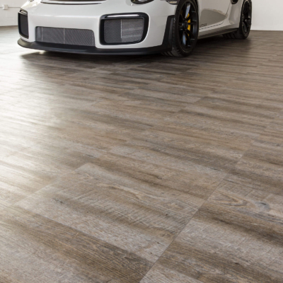 Another view of the Porsche GT2 RS on the Smoked Oak flooring.