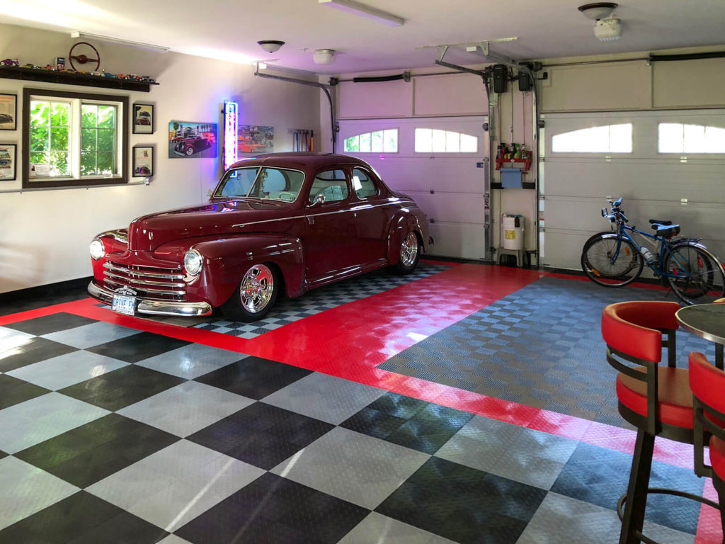Jim and Janet McAllister - Multi-function garage and social area with 1947 Ford coupe