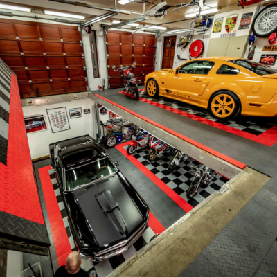 Saleen Ford Mustand in Iceland Garage