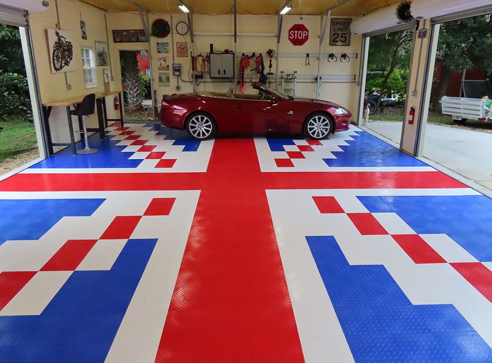 Racedeck Garage of the year submissions Checkered Garage British Flag