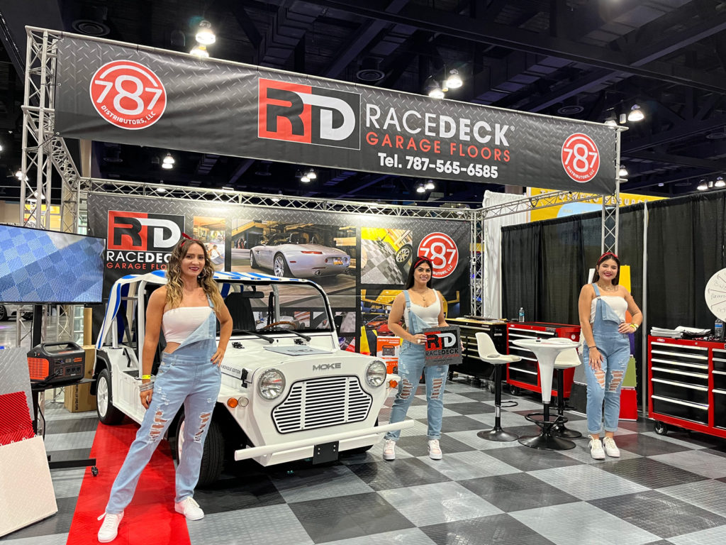 787 Distributors booth with RaceDeck Garage Floors