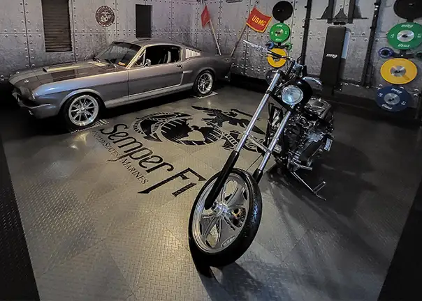 Garage with RaceDeck XL tiles